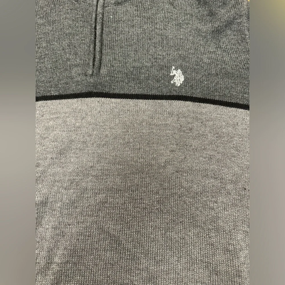 Men’s Us Polo Assn. 1/4‎ Zip Sweater. XL